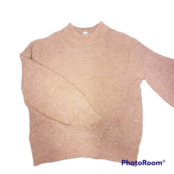 H&M Sweaters - H&M tan gold chunky sweater size M